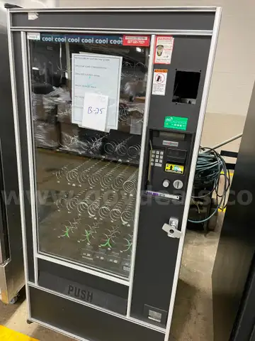 AP Vending Machine, Model Snackshop 122D Chill