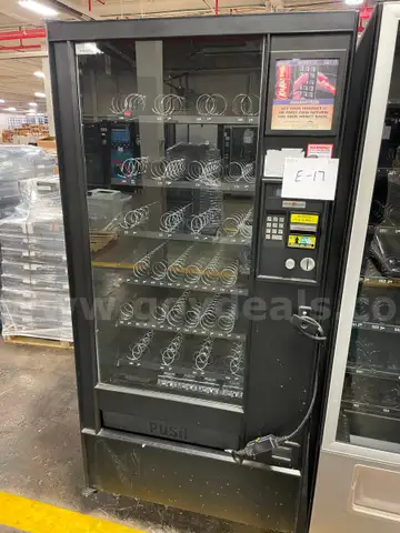 Crane Vending Machine, Model 932