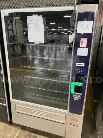Crane Vending Machine, Model 981D