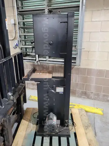 Dayton 15&#x22; Band Saw