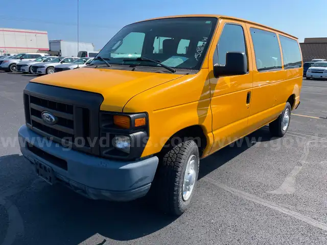 2012 Ford Econoline E150 XL Passenger VAN, 4.6L V8
