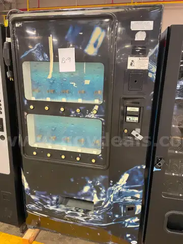 Vendo Vending Machine, Model 721GDL00010