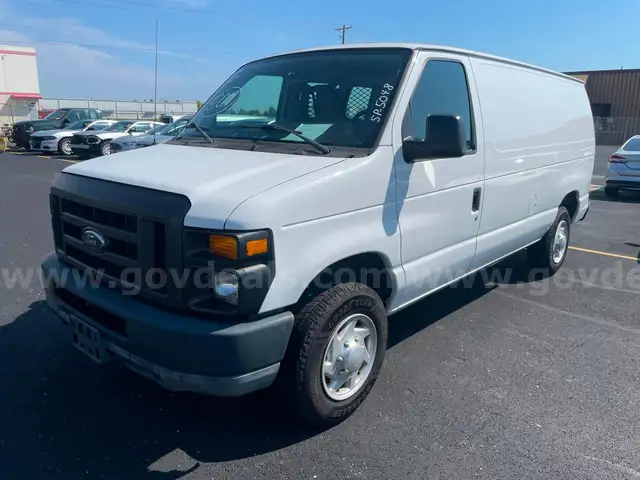 2011 Ford Econoline E150 CARGO VAN, 4.6L V8