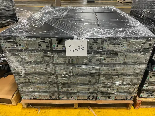 Lot of HP Desktop PCs