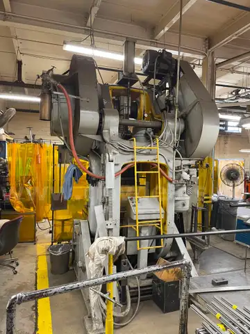Perkins Press Punch, Model 800-B