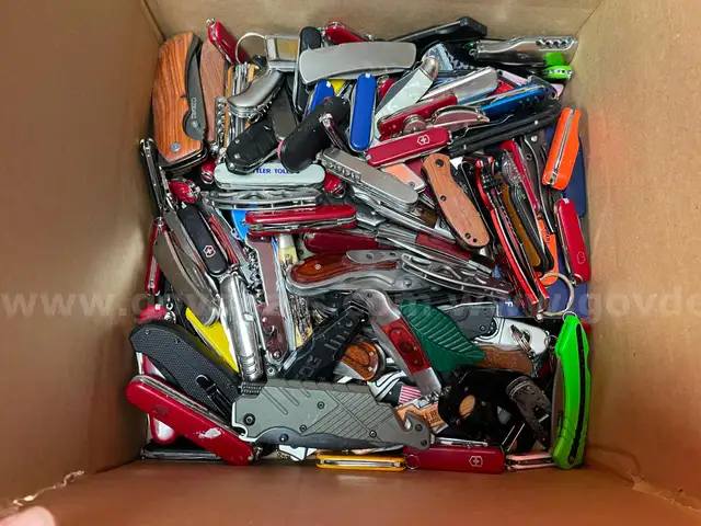 Lot of Various Knives
