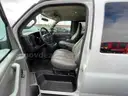2016 GMC Savana 3500 Passenger VAN, 4.8L V8