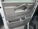 2016 GMC Savana 3500 Passenger VAN, 4.8L V8