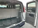 2016 GMC Savana 3500 Passenger VAN, 4.8L V8