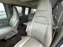 2017 GMC Savana 2500 Passenger VAN, 4.8L V8