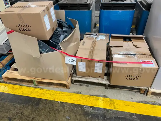 Lot of Cisco Office Phones