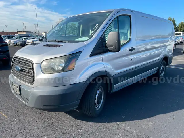 2015 Ford Transit T150 XL Low Roof CARGO VAN, 3.7L V6