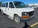 2017 GMC Savana 3500 Passenger VAN, 4.8L V8