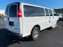 2017 GMC Savana 3500 Passenger VAN, 4.8L V8