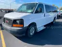 2017 GMC Savana 3500 Passenger VAN, 4.8L V8