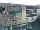 2017 GMC Savana 3500 Passenger VAN, 4.8L V8