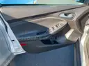 2016 Ford Focus SE SEDAN 4-DR, 2.0L L4