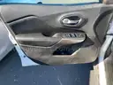 2019 Jeep Cherokee Latitude 4WD UTILITY 4-DR, 3.2L V6