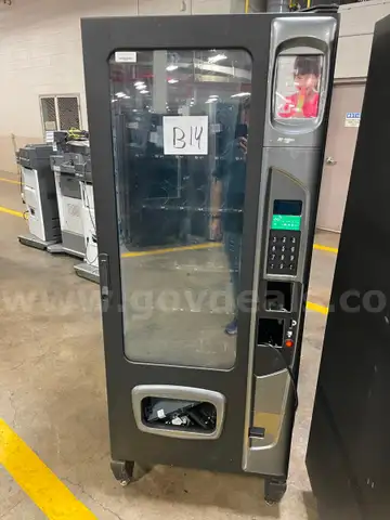 USI Alpine Vending Machine, Model 3576