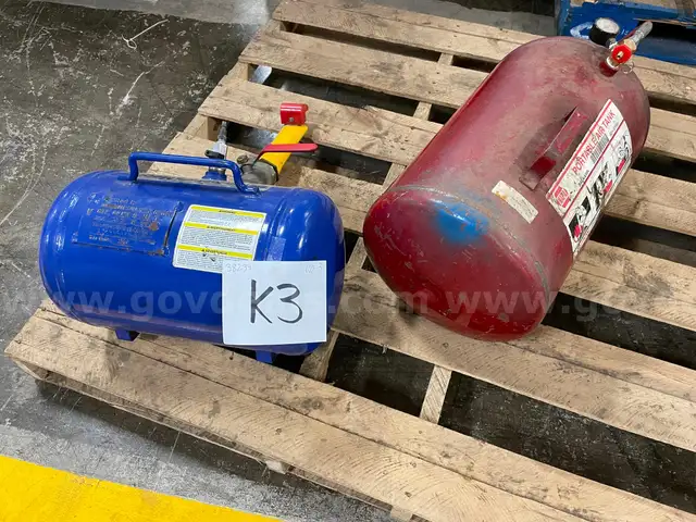 Lot of a Ken-Tool Bead Seater and Portable Air Tank