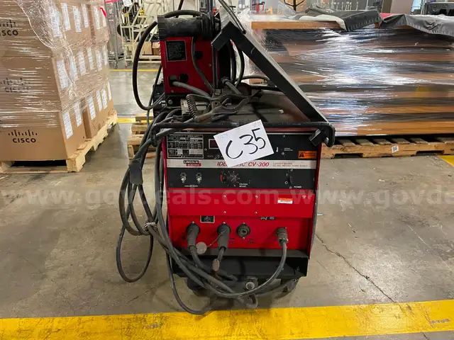 Lincoln Electric Welder, Model IdealArc CV-300