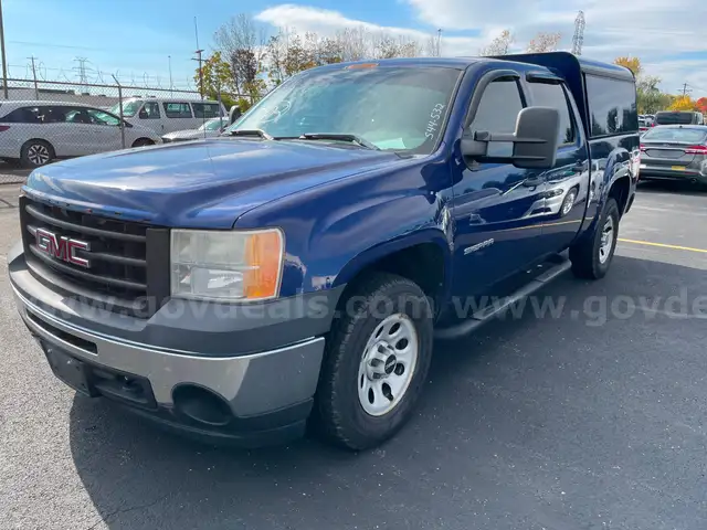 2013 GMC Sierra 1500 CREW CAB 4WD PICKUP 4-DR, 4.8L V8
