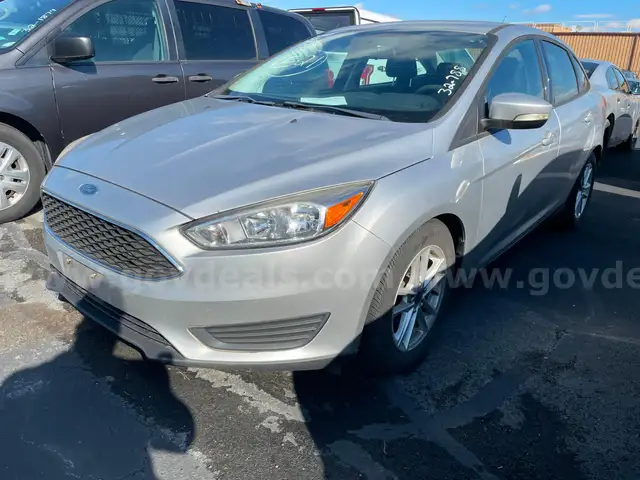 2016 Ford Focus SE SEDAN 4-DR, 2.0L L4  *LOW MILES*