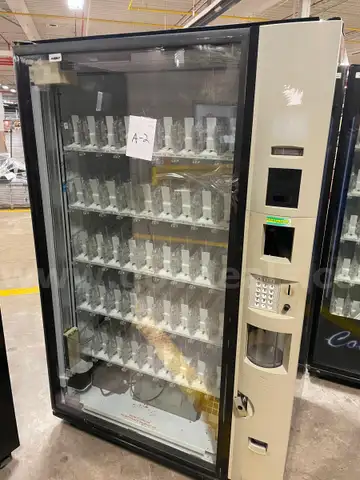 Dixie-Narco Vending Machine, Model DN5800-5