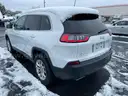 2019 Jeep Cherokee Latitude 4WD UTILITY 4-DR, 3.2L V6