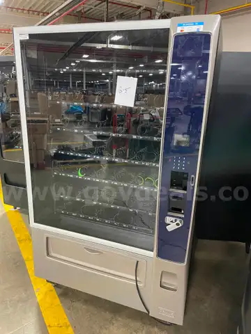 Crane Merchant Media 6 Vending Machine, Model 187D