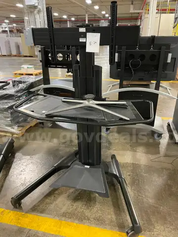 Chief Mobile A/V Cart, Model C16