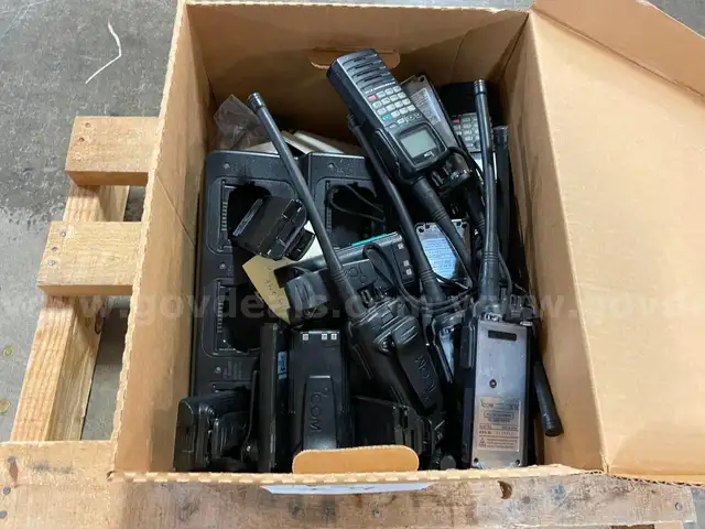 Lot of iCom VHF Transcievers, Model IC-A6