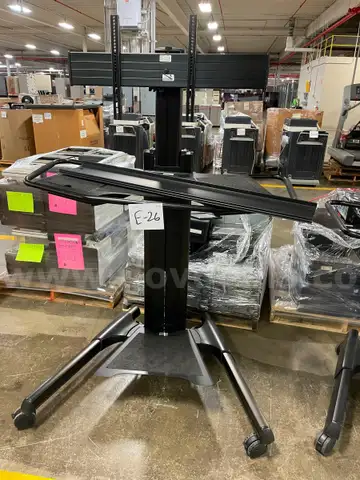 Chief Mobile Computer/Monitor Cart