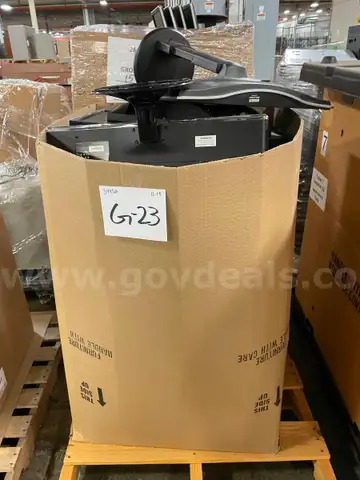 Lot of Various PC Monitors