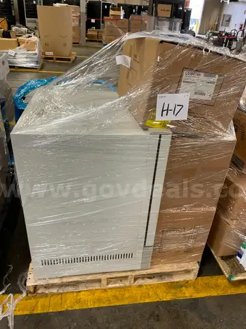 Lot of Scientific Oven, Analyzer, and Cubitainers