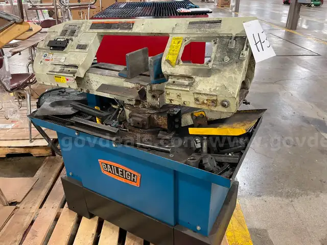 Swivel 7"x12" Band Saw