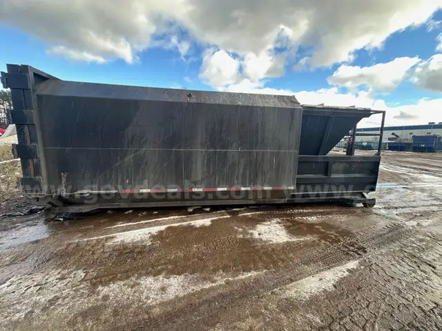 40 Cubic Yard Self-contained Garbage Compactor