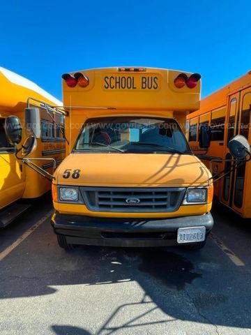 2003 Ford Econoline School Bus 