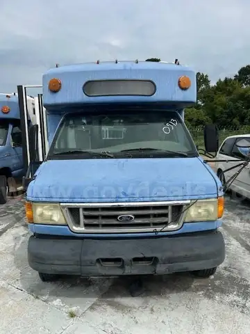 2005 Ford Econoline