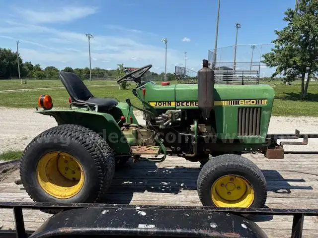 1983 John Deere 650 Compact Tractor