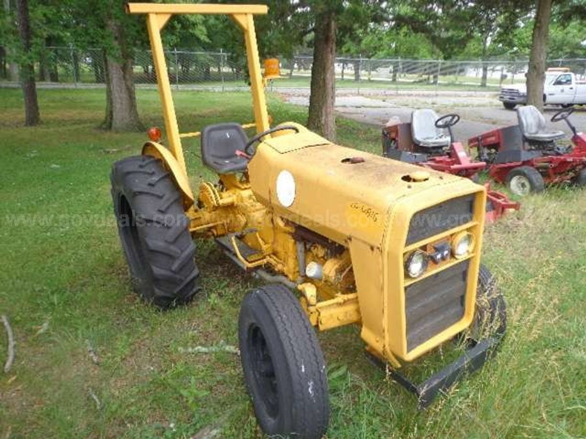 Massey Ferguson 1538 Tractor | GovDeals