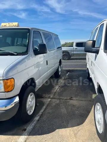 2007 Ford Econoline Sports VAN