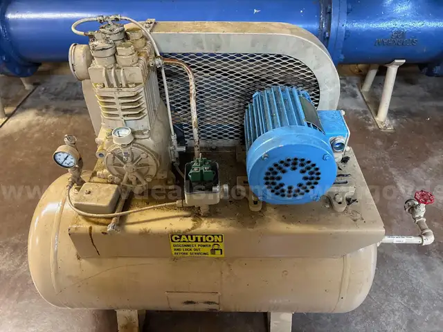 Quincy Air Compressor, 1.5 HP Compressor