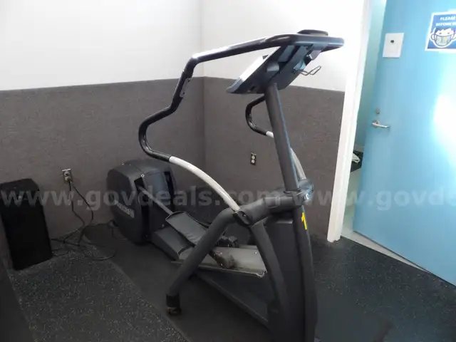 Precor Elliptical EFX546
