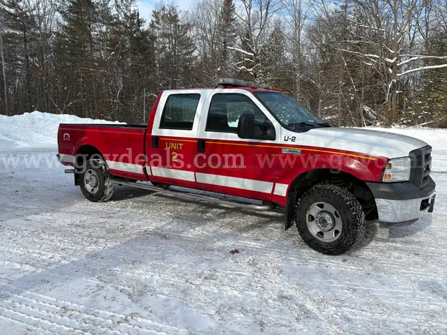 2005 Ford F-350 SD XL Crew Cab Long Bed 4WD