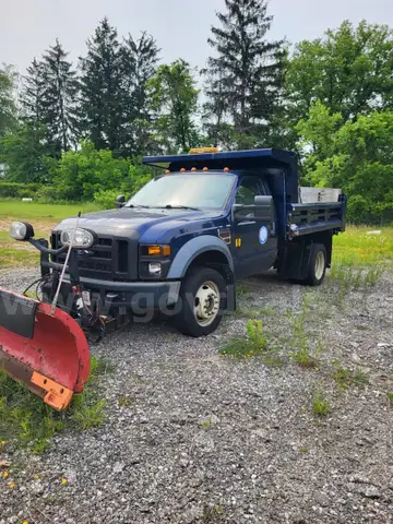 2008  Ford F450 dump truck, Diesel, 8ft bed, 4 wheel drive