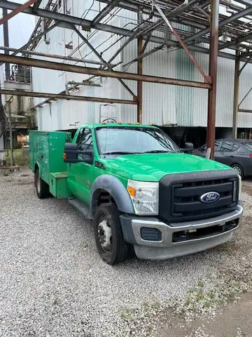 2011 Ford F-450 SD with Service  Body