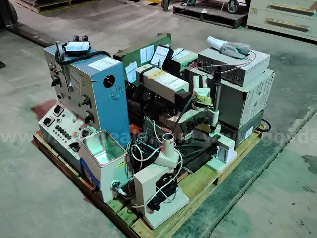 Pallet Lot of Misc Laboratory Equipment