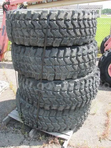 Lot of 4 ea Tires with Rims # 395/85R20  **Last Lot**
