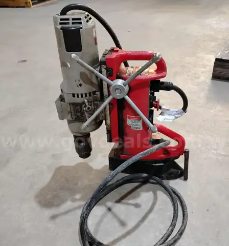 Milwaukee Heavy Duty Electromagnetic Drill Press 4203 / 4292-1